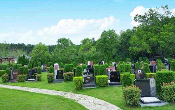 上海墓地谈墓地使用期限及到期怎么处理？